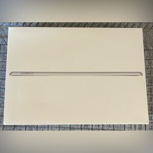 Apple IPad 9th Generation Box Only